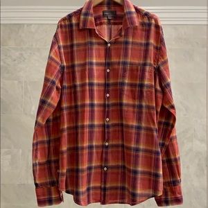 Men’s Vince shirt